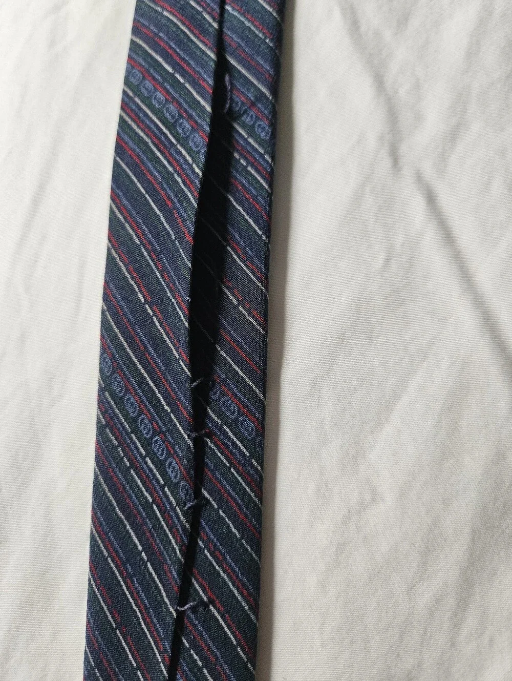 GUCCI 80s Vintage 100% Silk Striped Blue Red Jacquard Crest Logo Tie